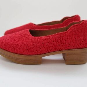 Beklina Aya Crochet Platform (Geranium, size 10.5)
